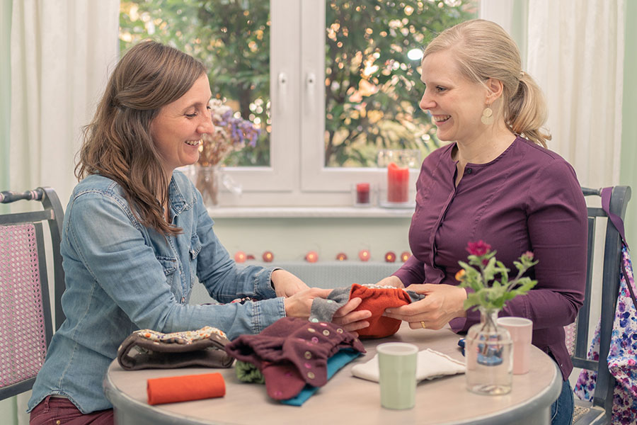 gespraech-frau-mittag Beratung, Kurse, Sprechstunden – frau mittag, hamburg, nachhaltig leben